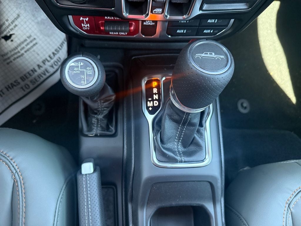 2026 Jeep Gladiator GLADIATOR MOJAVE X 4X4