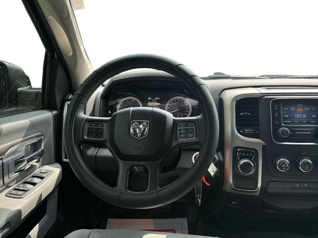 2019 RAM 1500 Classic SLT Crew Cab 4x2 5'7' Box
