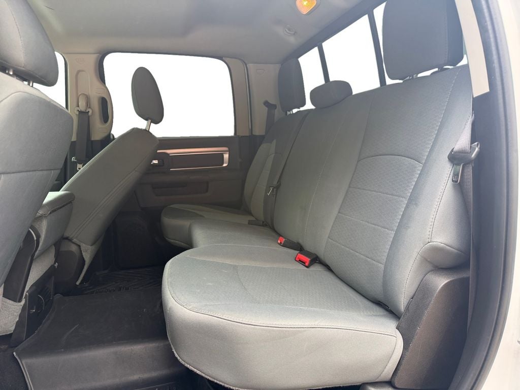 2019 RAM 1500 Classic SLT Crew Cab 4x2 5'7' Box