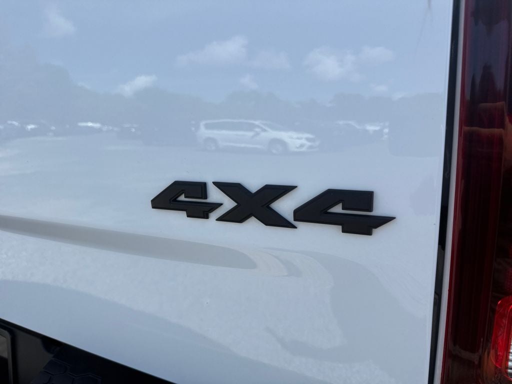 2023 RAM 1500 Classic Warlock Crew Cab 4x4 5'7' Box