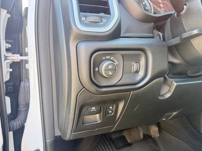 2022 RAM 1500 Big Horn Quad Cab 4x2 6'4' Box