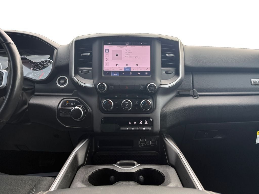 2022 RAM 1500 Big Horn Quad Cab 4x2 6'4' Box