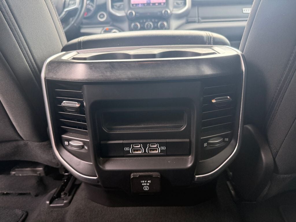 2022 RAM 1500 Big Horn Quad Cab 4x2 6'4' Box