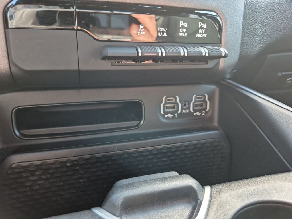 2022 RAM 1500 Lone Star Quad Cab 4x2 6'4' Box