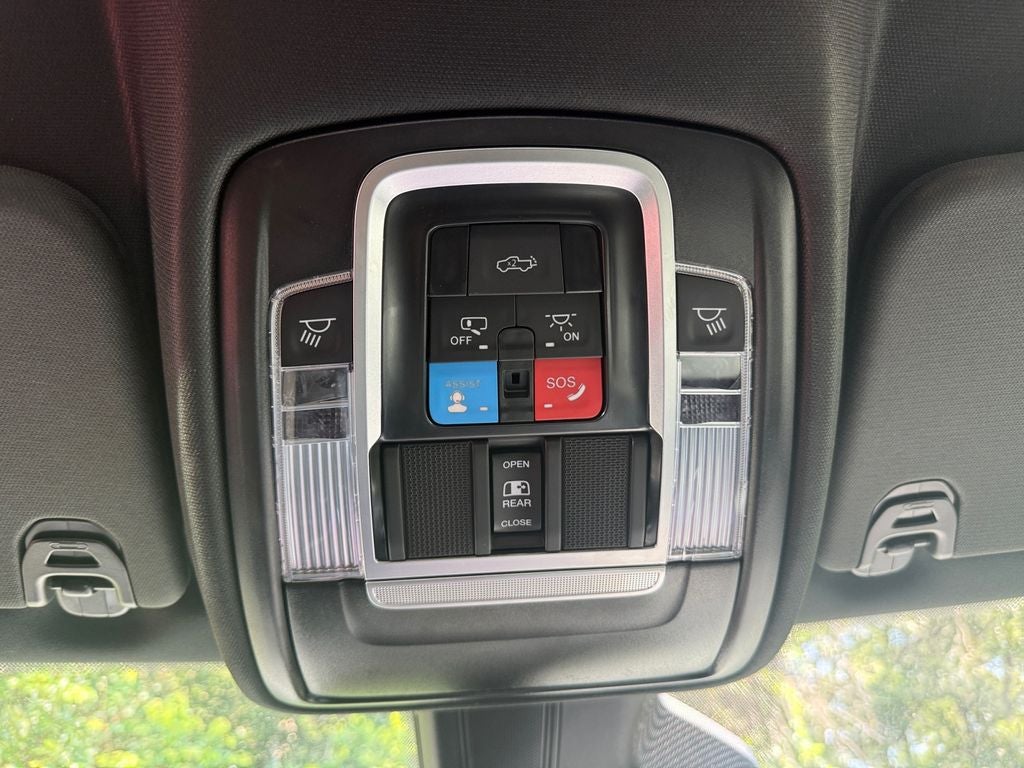 2025 RAM 1500 Big Horn Crew Cab 4x2 5'7' Box