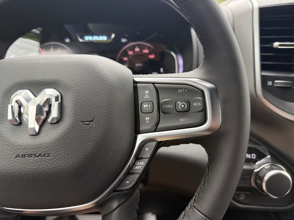 2026 RAM Ram 1500 RAM 1500 BIG HORN CREW CAB 4X2 5'7' BOX