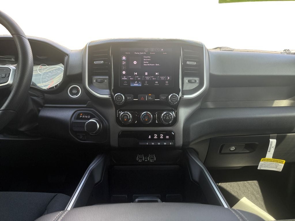 2025 RAM Ram 1500 RAM 1500 BIG HORN CREW CAB 4X2 5'7' BOX