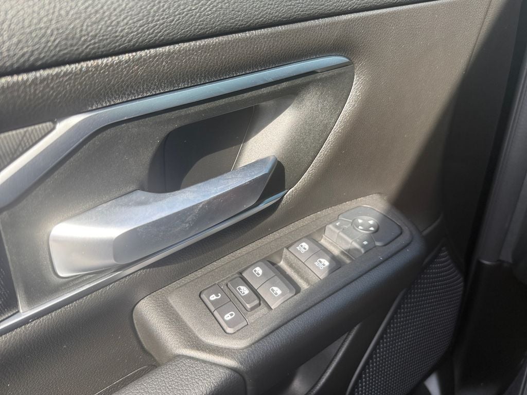 2025 RAM Ram 1500 RAM 1500 BIG HORN CREW CAB 4X2 5'7' BOX