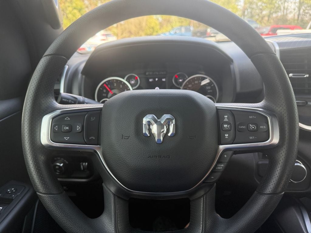 2025 RAM Ram 1500 RAM 1500 BIG HORN CREW CAB 4X2 5'7' BOX