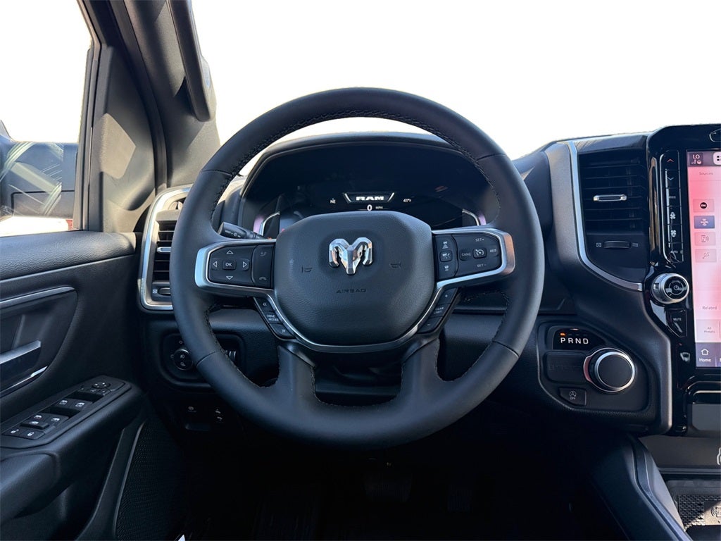 2025 RAM Ram 1500 RAM 1500 BIG HORN CREW CAB 4X2 5'7' BOX