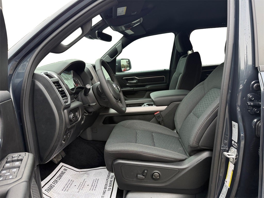 2026 RAM Ram 1500 RAM 1500 BIG HORN CREW CAB 4X2 5'7' BOX