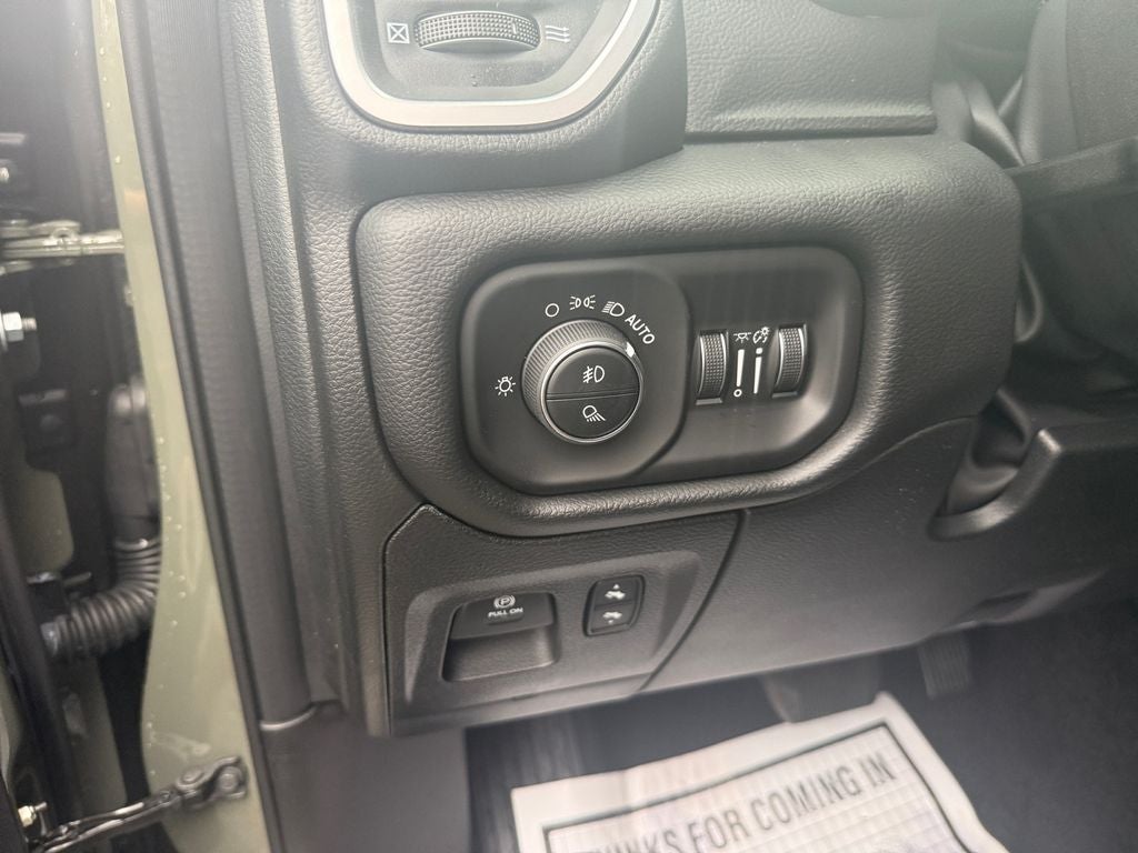 2026 RAM Ram 1500 RAM 1500 BIG HORN CREW CAB 4X2 5'7' BOX