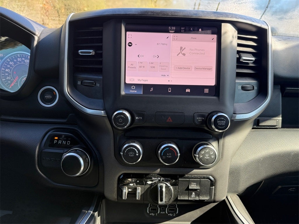 2022 RAM 1500 Big Horn Crew Cab 4x2 5'7' Box