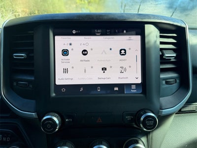 2022 RAM 1500 Big Horn Crew Cab 4x2 5'7' Box