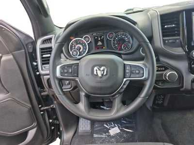 2027 RAM Ram 1500 RAM 1500 EXPRESS CREW CAB 4X2 5'7' BOX