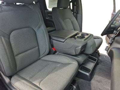 2027 RAM Ram 1500 RAM 1500 EXPRESS CREW CAB 4X2 5'7' BOX