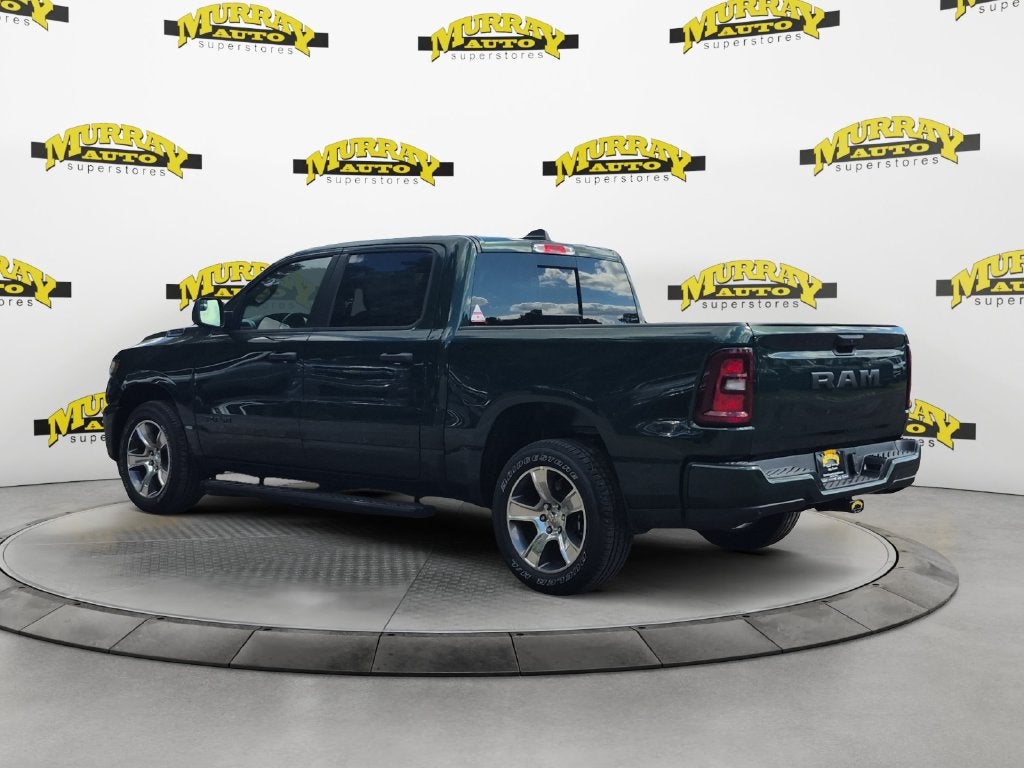 2027 RAM Ram 1500 RAM 1500 EXPRESS CREW CAB 4X2 5'7' BOX