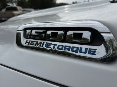 2023 RAM 1500 Tradesman Crew Cab 4x2 5'7' Box