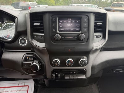 2023 RAM 1500 Tradesman Crew Cab 4x2 5'7' Box