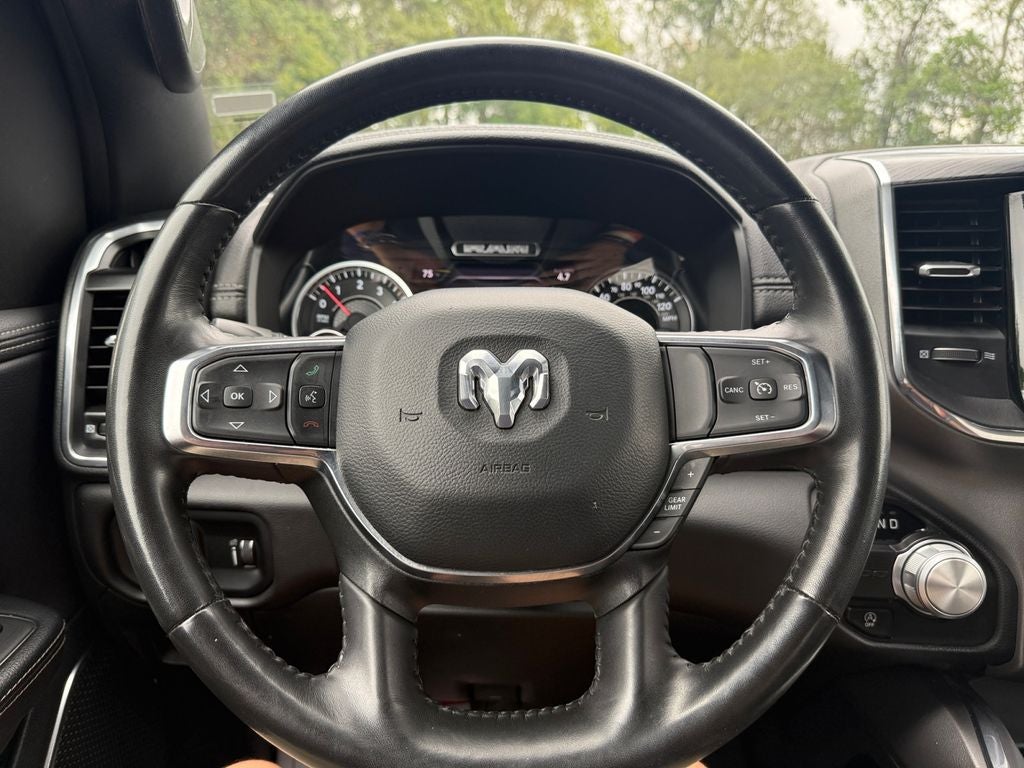 2024 RAM 1500 Laramie Crew Cab 4x2 5'7' Box