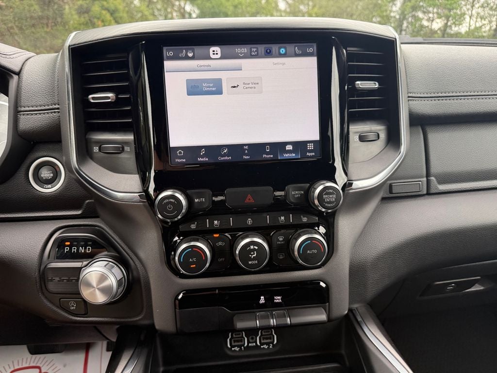 2024 RAM 1500 Laramie Crew Cab 4x2 5'7' Box