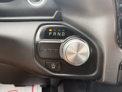 2024 RAM 1500 Laramie Crew Cab 4x2 5'7' Box