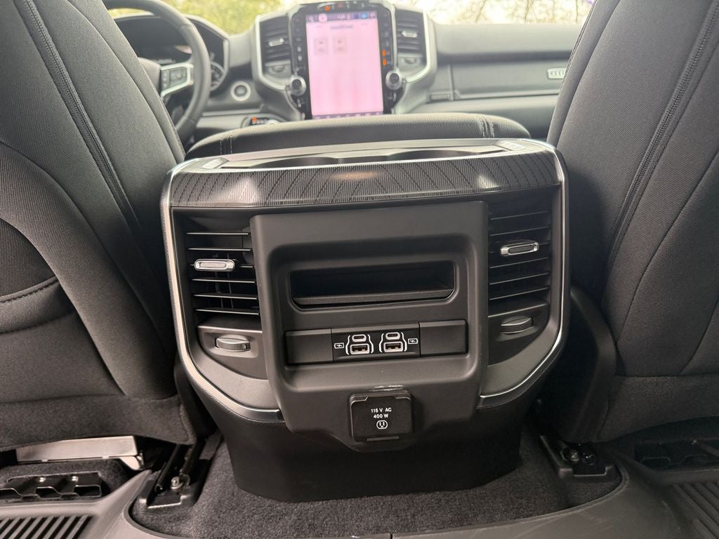 2025 RAM Ram 1500 RAM 1500 BIG HORN CREW CAB 4X2 6'4' BOX