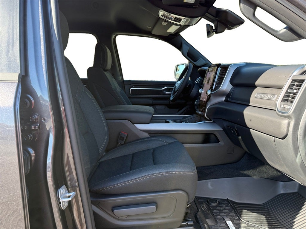 2025 RAM Ram 1500 RAM 1500 BIG HORN CREW CAB 4X4 5'7' BOX