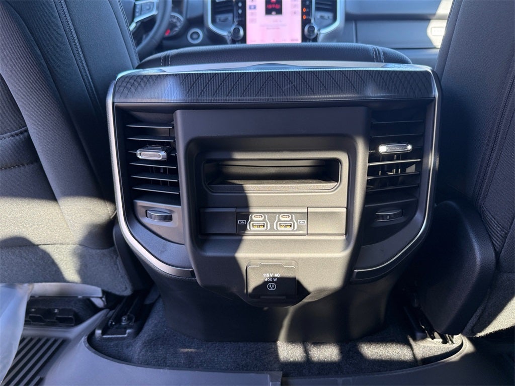 2025 RAM Ram 1500 RAM 1500 BIG HORN CREW CAB 4X4 5'7' BOX