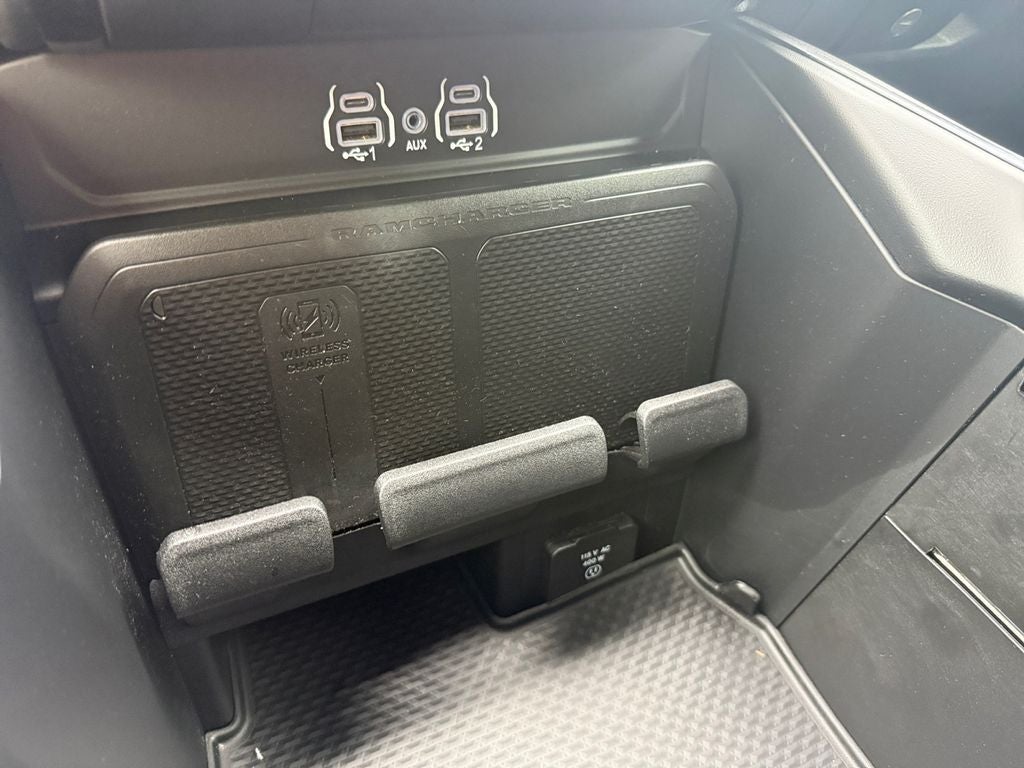 2025 RAM 1500 Big Horn Crew Cab 4x4 5'7' Box