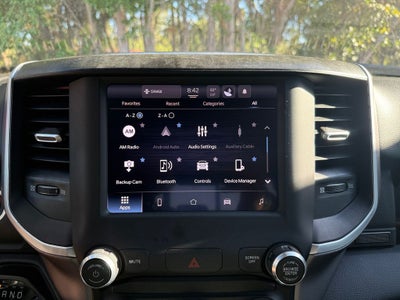 2022 RAM 1500 Big Horn Crew Cab 4x4 5'7' Box
