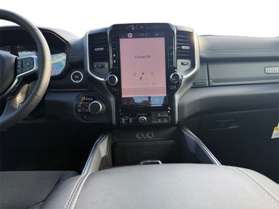 2025 RAM 1500 Big Horn Crew Cab 4x4 5'7' Box