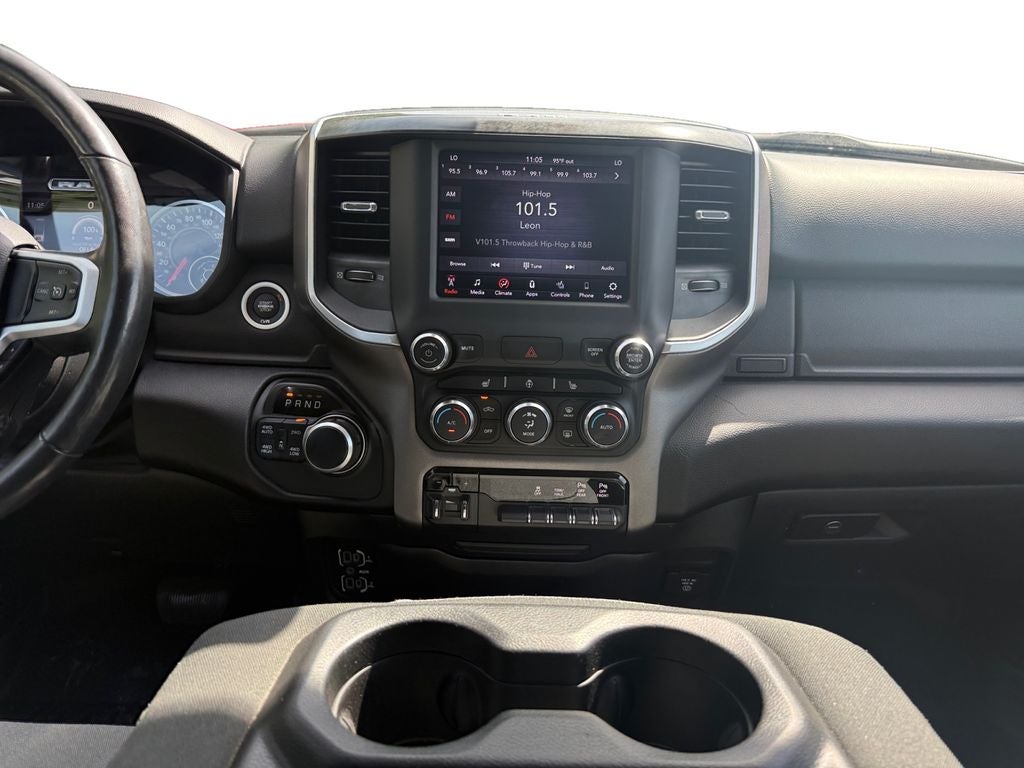2020 RAM 1500 Big Horn Quad Cab 4x4 6'4' Box