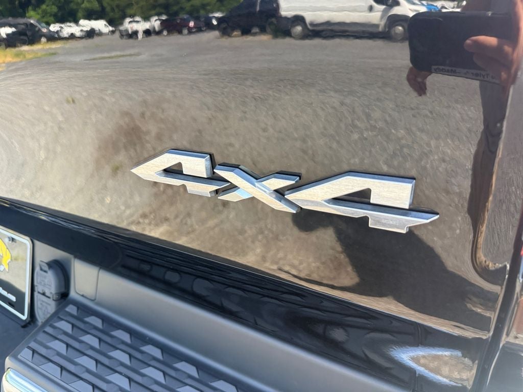 2020 RAM 1500 Big Horn Quad Cab 4x4 6'4' Box