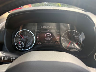 2020 RAM 1500 Big Horn Quad Cab 4x4 6'4' Box