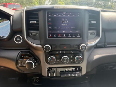 2020 RAM 1500 Big Horn Quad Cab 4x4 6'4' Box
