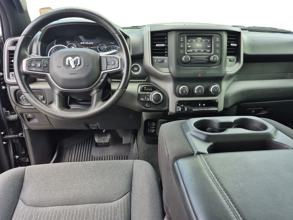 2024 RAM 1500 Tradesman Quad Cab 4x4 6'4' Box