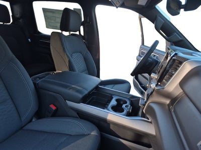 2025 RAM 1500 RAM 1500 BIG HORN CREW CAB 4X4 5'7' BOX