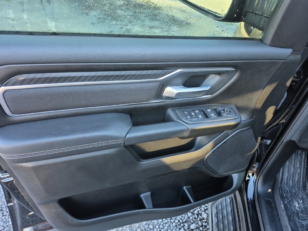 2025 RAM 1500 RAM 1500 BIG HORN CREW CAB 4X4 5'7' BOX