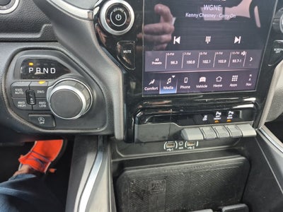 2025 RAM 1500 Big Horn Crew Cab 4x4 5'7' Box