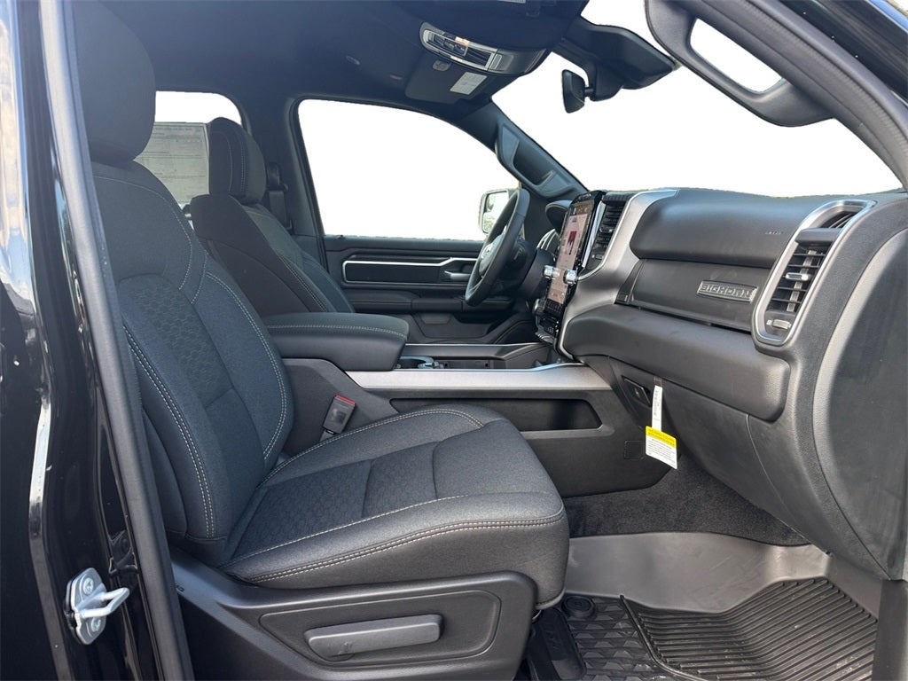 2025 RAM Ram 1500 RAM 1500 BIG HORN CREW CAB 4X4 5'7' BOX