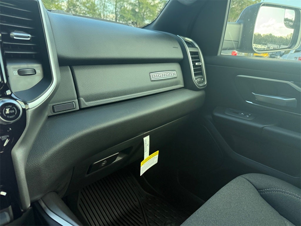 2025 RAM Ram 1500 RAM 1500 BIG HORN CREW CAB 4X4 5'7' BOX