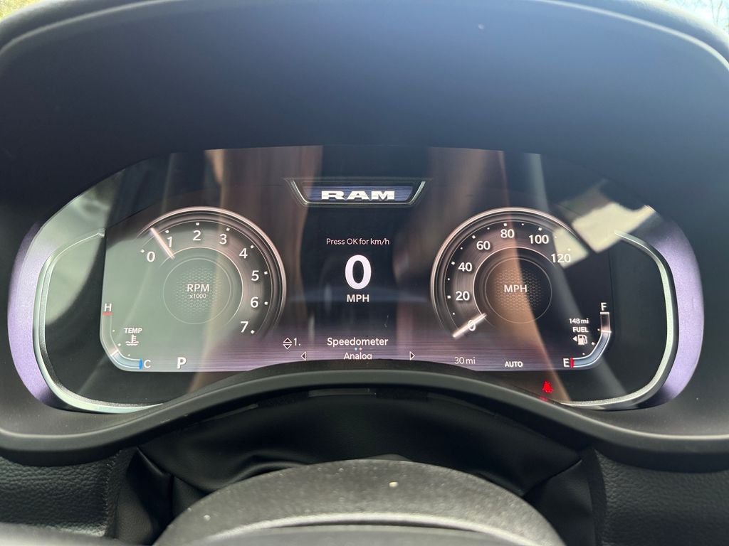 2025 RAM 1500 Big Horn Crew Cab 4x4 5'7' Box