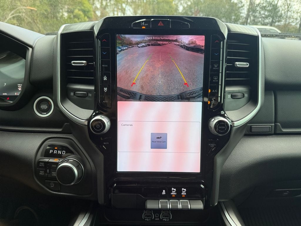 2025 RAM 1500 Big Horn Crew Cab 4x4 5'7' Box