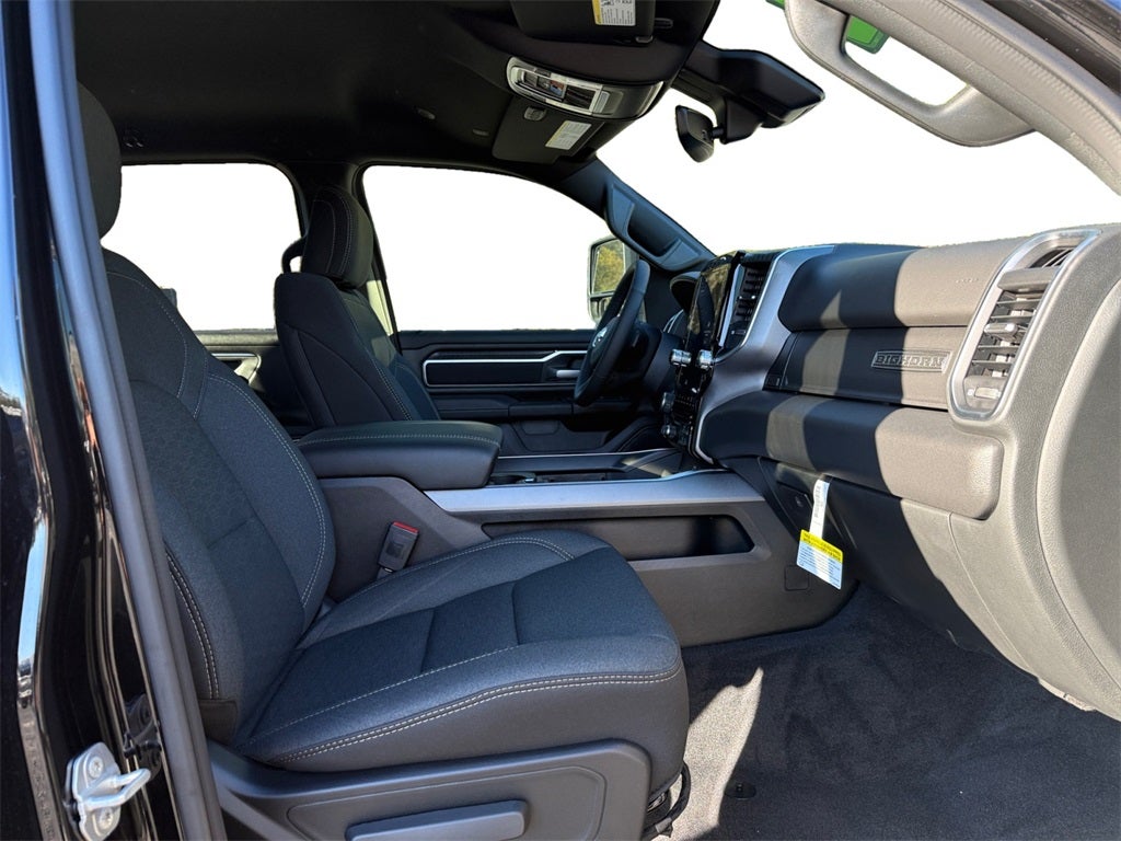 2025 RAM Ram 1500 RAM 1500 BIG HORN CREW CAB 4X4 5'7' BOX