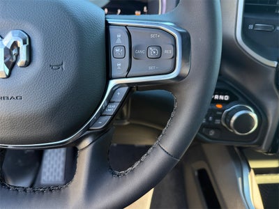 2025 RAM Ram 1500 RAM 1500 BIG HORN CREW CAB 4X4 5'7' BOX