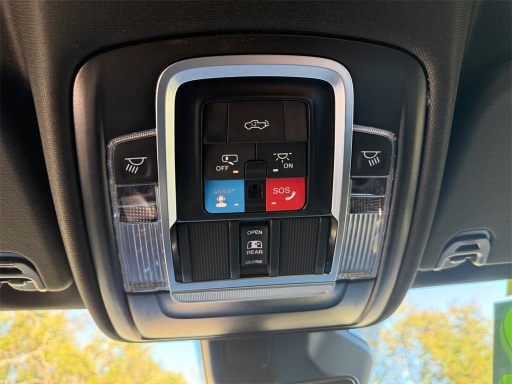 2025 RAM Ram 1500 RAM 1500 BIG HORN CREW CAB 4X4 5'7' BOX