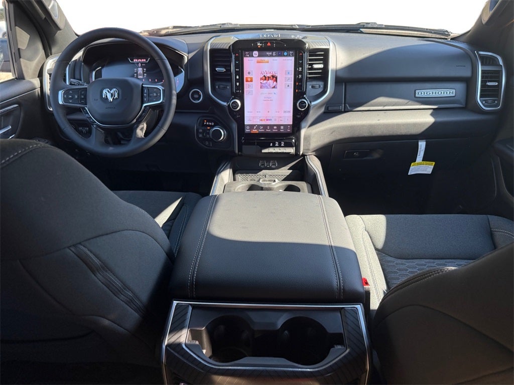 2025 RAM Ram 1500 RAM 1500 BIG HORN CREW CAB 4X4 5'7' BOX