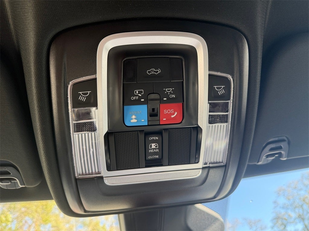 2025 RAM Ram 1500 RAM 1500 BIG HORN CREW CAB 4X4 5'7' BOX