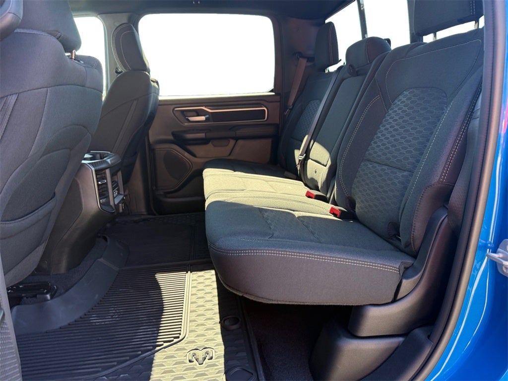 2025 RAM Ram 1500 RAM 1500 BIG HORN CREW CAB 4X4 5'7' BOX